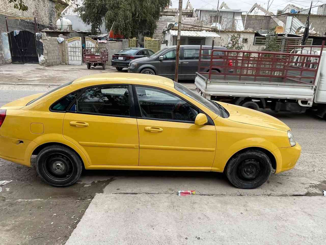 السلام عليكم اوبترة   2011 شركة صفرة  سيارة حلوة ونضيفة وخير من  الله  سعر ٦٥وبيهة مجال رقم  ***********
