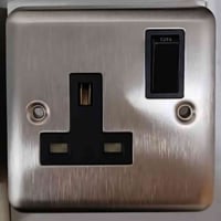 قريبا راح توصلني ماركة فولكس انگليزي وسويجات إيطالي جديد الأسعار مناسب...