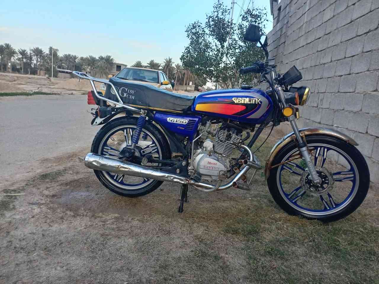 دراجه سيفان موديل 2021 محرك بلادي فول نضافه ونشاط ( تشغيل نكره سلف وهندر وكهربائيات شغاله)(أوراق اصوليه كرتونيه كامله) السعر ( 425)وبيها مجال حك الجيه لاتصال *********** خاص ما جاوب الشراي يتصل السكن ديالى (ناحيه كنعان)
