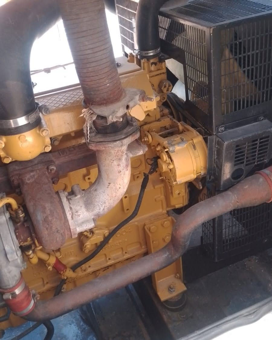 مولدات الكهربائية بيركنز كاتم انكليزي وكمنز مختلف الاحجام      150kv   kv 30kv 25kv100kv 60kv 50 كوت حي الصناعي قرب اعدادية الفارس *********** واتساب غني هيتاشي
