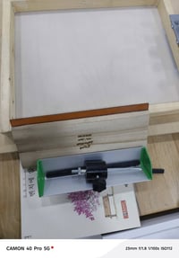 سلك سكرين جديد مامستخدم للطباعه ع العلاكه والملابس والعديد من الأجسام ...