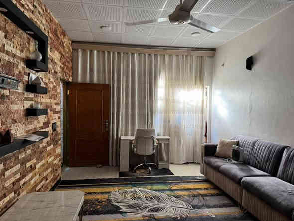 بيت للرهن 100متر 3غرف وصاله ومطبخ وستقبال حي العسكري مدارس قرب البانزين خانه سعره 30
***********
