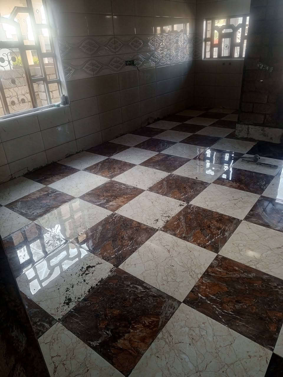 كادر شغل سيراميك  وبورسلين وكاشي في بيجي ونواحيها متفرقين
حالين شرط الشقل ع ليزر خابر ودلل***********
