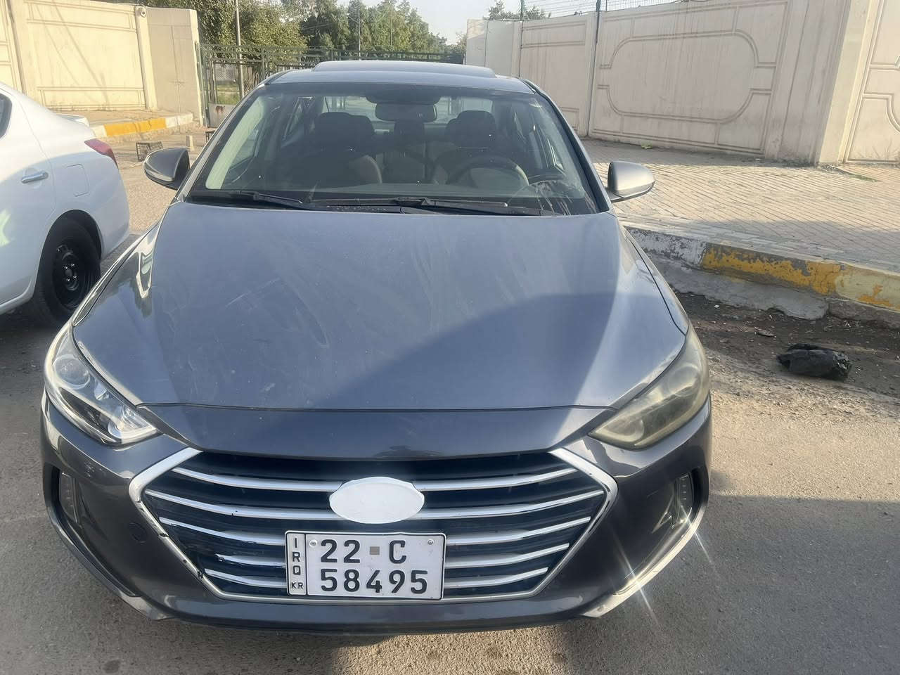 اسلام عليكم
الانترا 2018
رقم أربيل باسمي هزه وسنويه جديده 
فوول مواصفات واحد عله واحد
حادث قطعتين فقط جنطه مبدله وجاملغ الايسر صبغ فقط مكينه ٢٠٠٠ دوش 
السعر 122 بيها مجال مكانها بغداد 
الاتصال ***********
