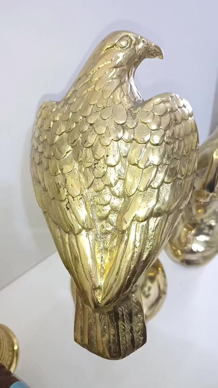 نسر وحصان نحاس ثكال
بقية تفاصيلهم داخل المنشور
سعر القطعتين 240🔒


**إذا كنت صاحب هذا الإعلان وتريد حذفه لأي سبب، رجاءا أرسل رسالة إلى الدعم الفني**