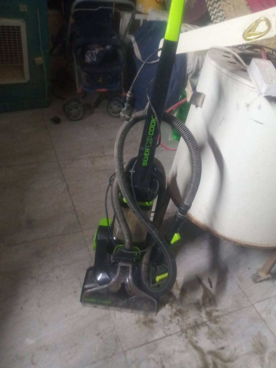 غرض للبيع هتر نشرا تدفئة سعر 5لف بنكي سعر 20لف. مكنسه كهربائيه حمراء 30لف مكنسه خضراي سعر 150غساله زولي تنشيف.  مكنسه باله اماني  باله سعر 60جديد بالكرتون. مبرد 100. جربي نفرين تسكام سعر 150. جربي طفل تسكام جديد غير مستعمل سعر 90بابل مركز شرطة الفيحاء فرع مقابل يوجد توصيل. عاكس كامل شغل فول باتري واي جديد هم سعر 150بي عربان طفل سعر 20لف. ***********
