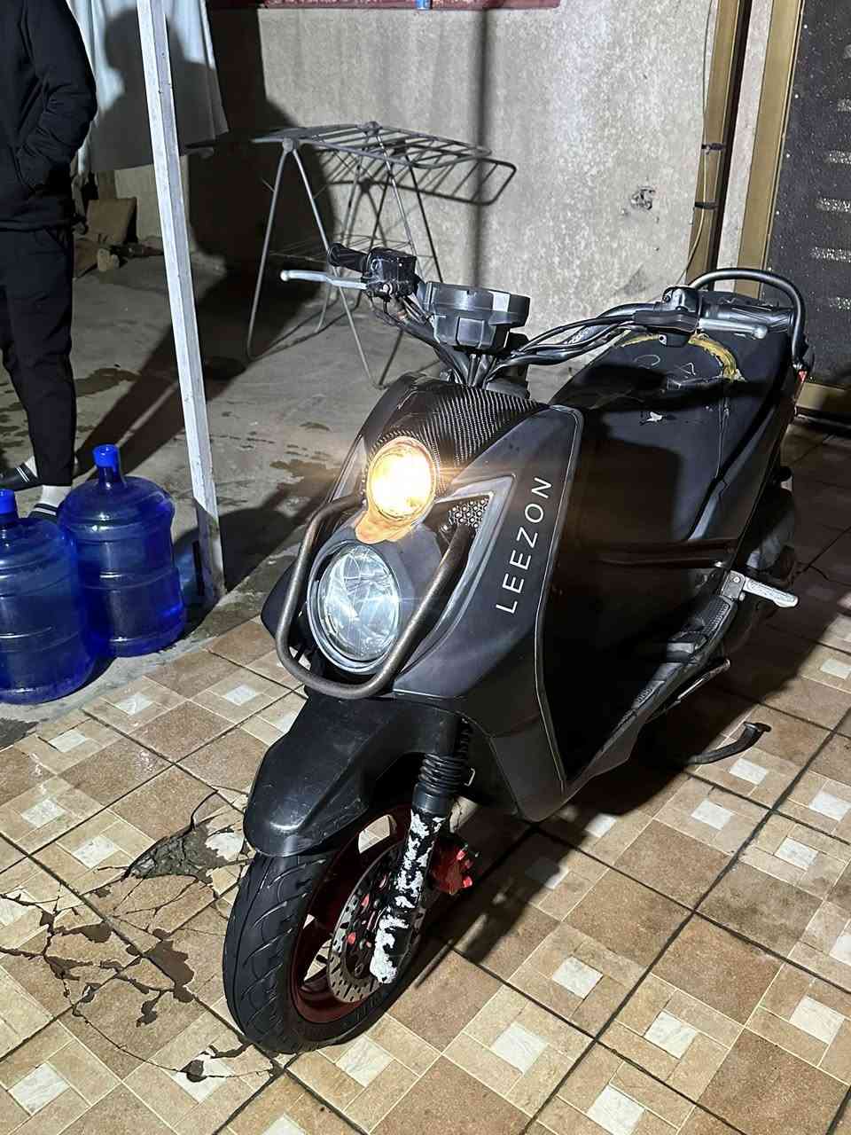 السلام عليكم سكنس جبلي صار اقل الشهرين من ماخذها الدراجه طلقه الدراجه كامله مكمله مراوس فقط عنواني الشعب ***********
