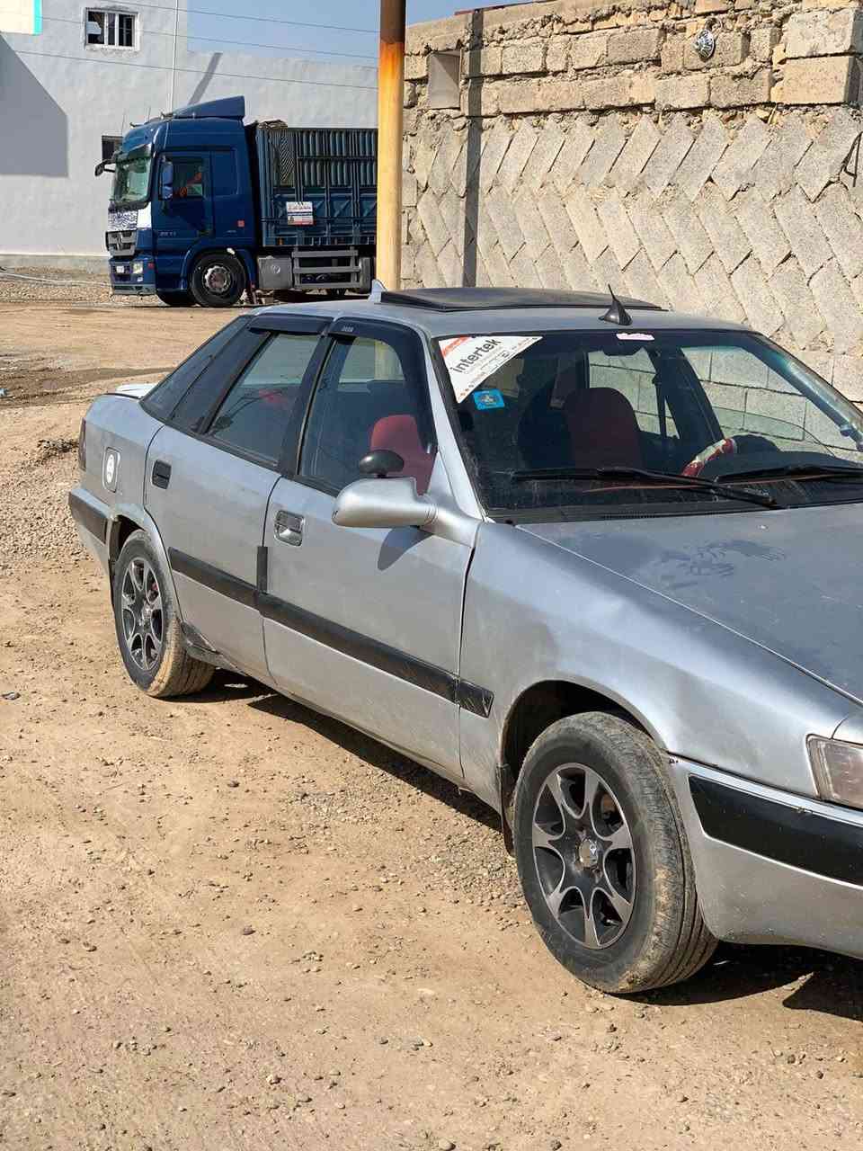 السلام عليكم
نقد فقط أو مراوس حسب القناعه 
السعر 38 وبيها مجال 

دايو اسبروو موديل 1994 لون سلفر 

محرك 16 مسكر باتري جديد صدر جديد 

سويج سنتر لوك منضومه مال تبريد كلها جاهزه 

بس شد كبريسر وشغل ان شالله سنويه عضم عاج

رقم دولي سنويه ل 2029 شرط التحويل ما بيها غرامه ولا دينار مصبوغه عام صبغ درجه اولى يرهم مراوس حسب القناعه 

للستفسار الاتصال 

***********
