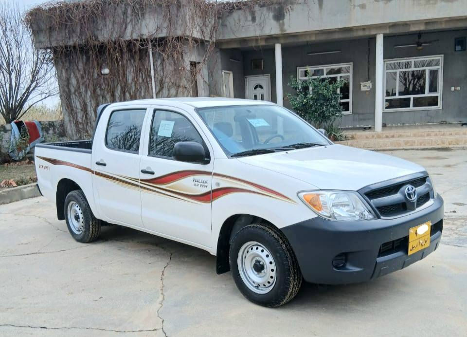 توێتا هایلۆکس مۆدێل 2009 سفر کیلۆمەتر 📦
تەنها 7 هەزار کیلۆمەتر رۆیشتووە 

سەیارەکە زۆر خاوێن پاک ماوەتەوە 

هەتا تایەکانی بیلادی لەسەر ماوە 

وەک ئەوە وایە تازە لەشەریکە دەرچووبێت 

سەیارەکە تاوەکوو ئێستا یەک دەستە کەم  بەکارهاتووە

 سعر 232 مەجالێکی برایانە

هەر راگیراوە  هیچی نیە 

دەعامی بۆ دەعامی بەشەرت  

سەنەوی 2023  بەسەرچووە . 

بۆ پەیوەندی کردن بە خاوەنی 

 ***********
