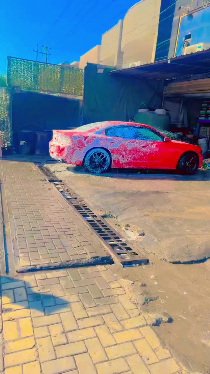 السلام عليكم جارجرموديل 22اصل حادثه جاملغ وبنيد مبدلال نفس لون اصلي موصفات  SXT ***********
