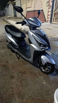 ماطور شحن • دراجة نارية