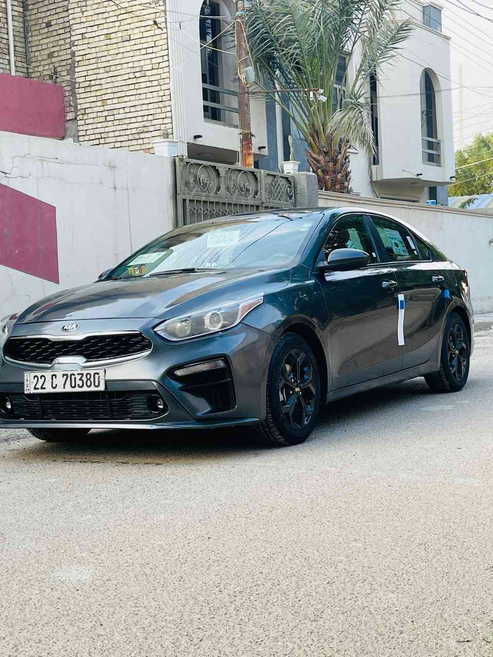 السلام عليكم للبيع كيا فورتي 2019 وارد أمريكي حادثها فقط بنيد مكينة 2000 دوش بلادي على وضع شركه كير محور اي تي كهربائيات وميكانيك وضع شركه كله شغال صدر امامي خلفي كله جديد قبل سبوعين شادك رقم اربيل تحويل شوكت ماتحب السعر #128 وبيه مجال كلش بسيط العنوان بغداد ***********
