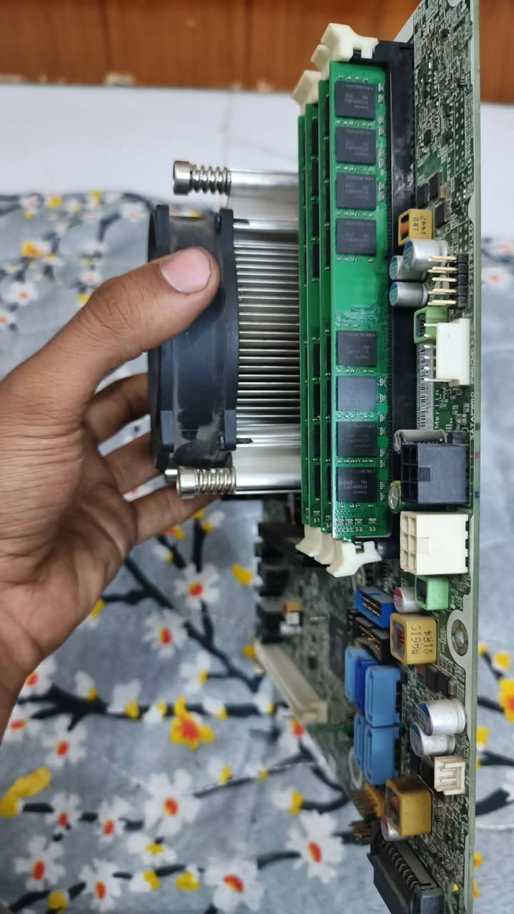 السلام عليكم قطع PC البيع
مذر بورد من شركة HP 
رامات DDR3 32 
يجي ويا مبرد 
وبور سبلاي 320 واط 
معالج i5 4590


**إذا كنت صاحب هذا الإعلان وتريد حذفه لأي سبب، رجاءا أرسل رسالة إلى الدعم الفني**