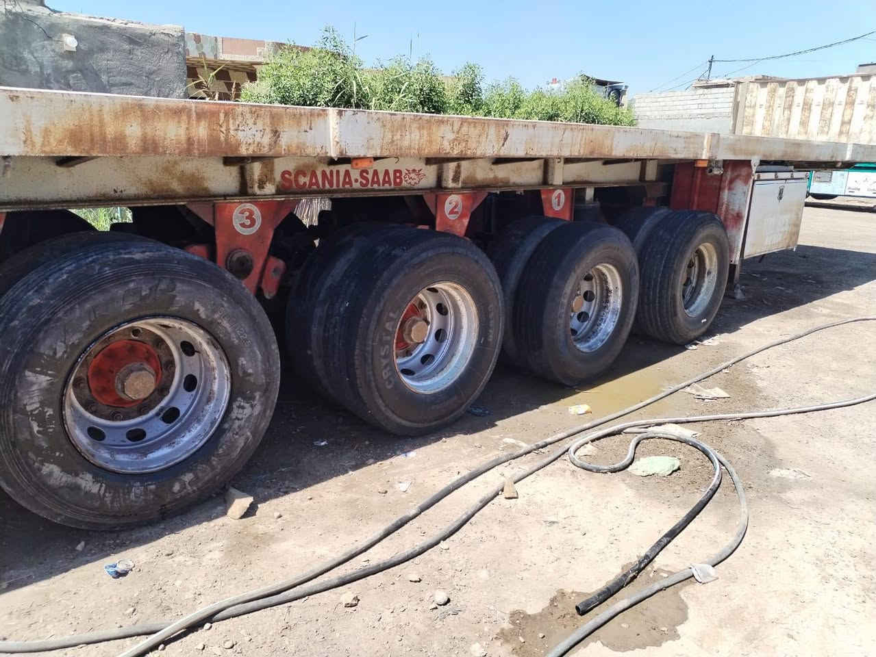 سلام عليكم البيع عربانه حداديه شاصي 16 شريط صيني 14 نزال 65جتف 7 تخم تاير هوا كهرباء رباط بأنز تخم طول 12 و 60 مكفوله كفاله عامه مكان بغداد بسمايه رقم صاحب العربانه ***********
