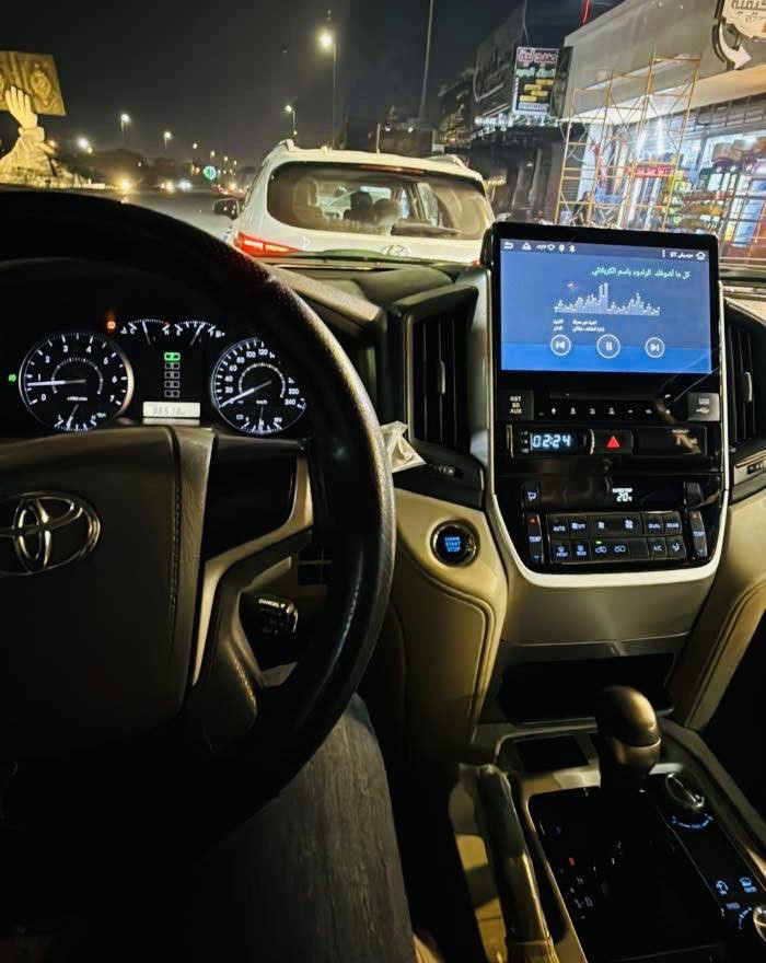 لاندكروز 2018 وايت اديشن  8 سلندر للبيع 

 شركة ساز SAS 

خليجي لون ابيض 

ماشية 90 الف كم 

انضف سيارة 18 بالعراق جديدة بمعنى الكلمة بعدهة بريحة الشركة وبالنايلون كفاله حته من الزلغ 

مواصفات وايت اديشن White addion فول
5 كاميرات 

رقم بغداد تحويل مباشر 

مكان السيارة | البصرة الجزائر 

السعر 520 ورقة وبي مجال 

وبالعافية عالياخذهة سيارة كلش حلوة 

الشراي يخابرني هذا رقمي 

***********
