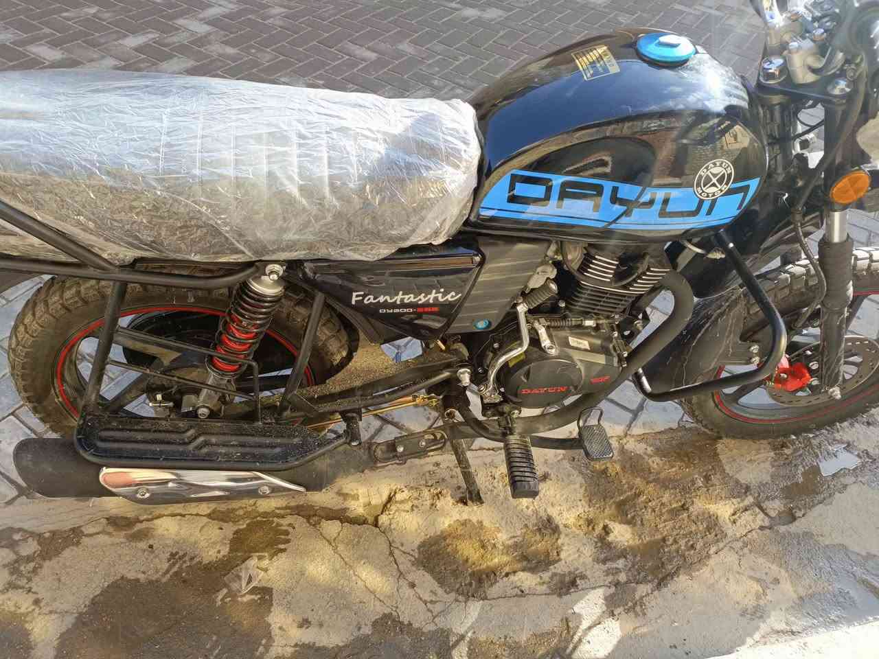 سلام عليكم دراجة ديوان مكينة 200c
دراجة جديدة كلش زيرو مديل 2025

دراجة ماشية شي قليل  

مكفولة كفالة عامة 

دراجة مرقمة اربيل الإنكليزي 

السعر     خابر وتدلل

مكاني بغداد مدينه الصدر الهاتف ***********
