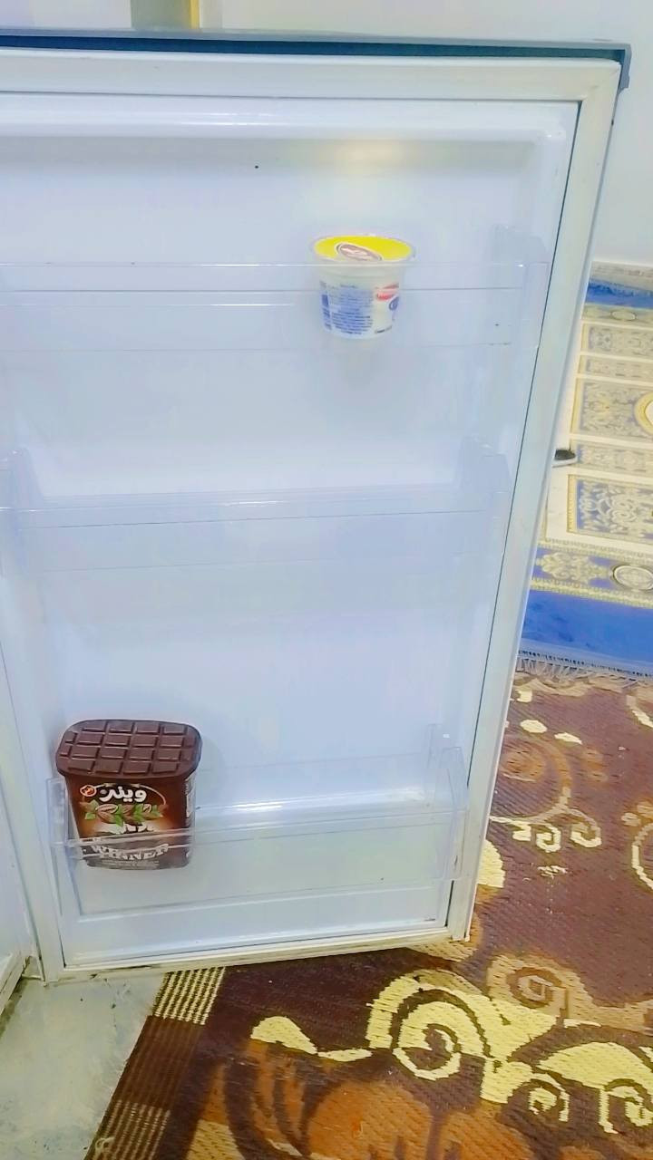 سلام عليكم ثلاجه للبيع نضيفه استعمال قليل مكان كوت زين القوس سعر120 بيها مجال قليل مستعجله كلش *********** متواجده بالفيس واتساب هم
