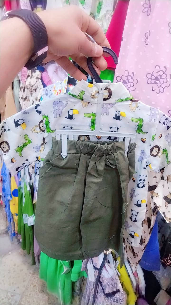 قاط ولادي برموده تركي 🤗

قياس 3–6 سنه 🤗


**إذا كنت صاحب هذا الإعلان وتريد حذفه لأي سبب، رجاءا أرسل رسالة إلى الدعم الفني**