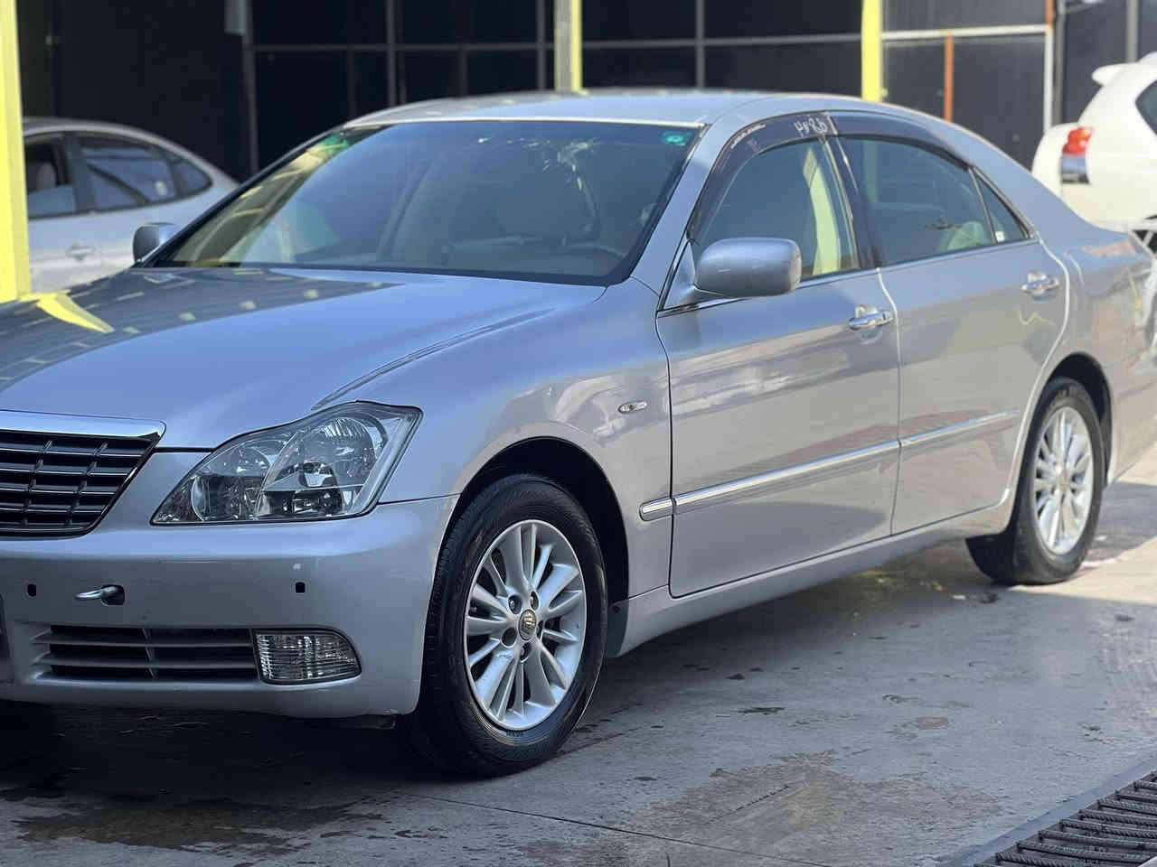 شاهینە ٢٠٠٧ساج مەلەکی براوە ٣دوگمەی بچوک بە گەورەیە  پەردەیە سەیارەکە کامل مەسرەفە تەبرید و بریک کارەبای بەشەرتە گیرو مەکینەو تەقەو رەقەی بەشەرتە  سیعری ٤٨گەلاو مەعمەلە
ژ.ت ***********
