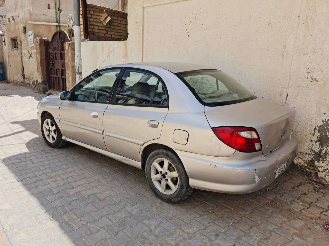 🚗 كيا ريو (Kia Rio) 🚗

الموديل 2002

مصبوغة عام

*المحرك 1600 دوش مسكر (DOCH).

 *حالة المحرك جديد وجاهز  (مال كصة)  شاده قبل 15 يوم مع كافة التفرعات .

*كير أوتوماتيك 

*التبريد عاطل (بحاجة إلى صيانة).

* السعر ٣٨$

 📞 للتواصل والاستفسار

📱 ***********
