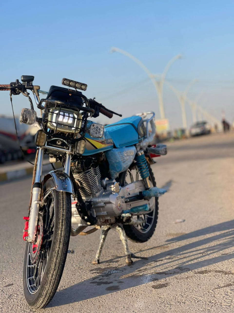 السلام عليكم للبيع سيفان موديل 2024 شرط محرك مامفتوح دراجه كلهه جديده ع وضع البلاد للاتصال ***********
