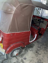 من رخصت الادمن تكتك أوراق ١٧ مكينه ٢٠   '' ٢٩٠٠  وبيه مجال ' رقمي 0771...