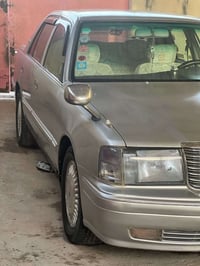 تويوتا كراون • مكفولة بدون حوادث • البصرة