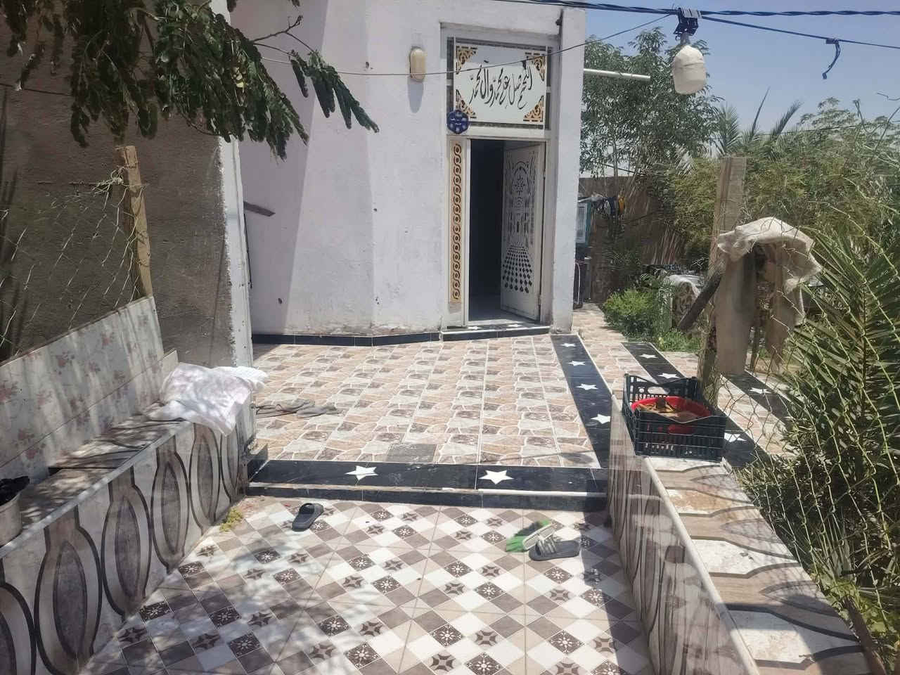 ارض زراعيه للبيع مساحه 700مزرعه سند 25بسم المشتري بمجمع سيد مكي خلف عمارات الزيتون بيت بيهه متكامل كافت الخدمات ***********
