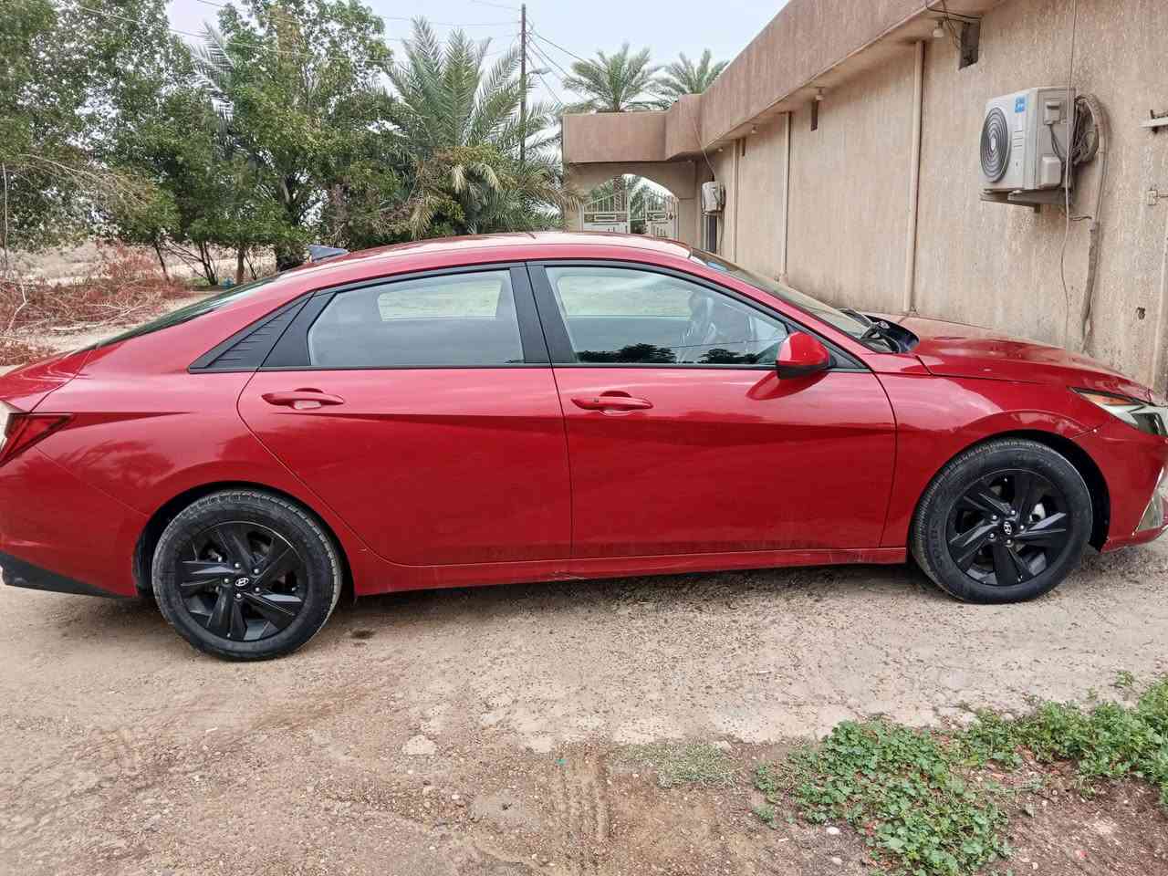 سلام عليكم 
النترا 23 هايبر وارد امريكي
قطعتين بنيد وجاملغ 
السعر 142 وبيه مجال حگ الجيه
***********
