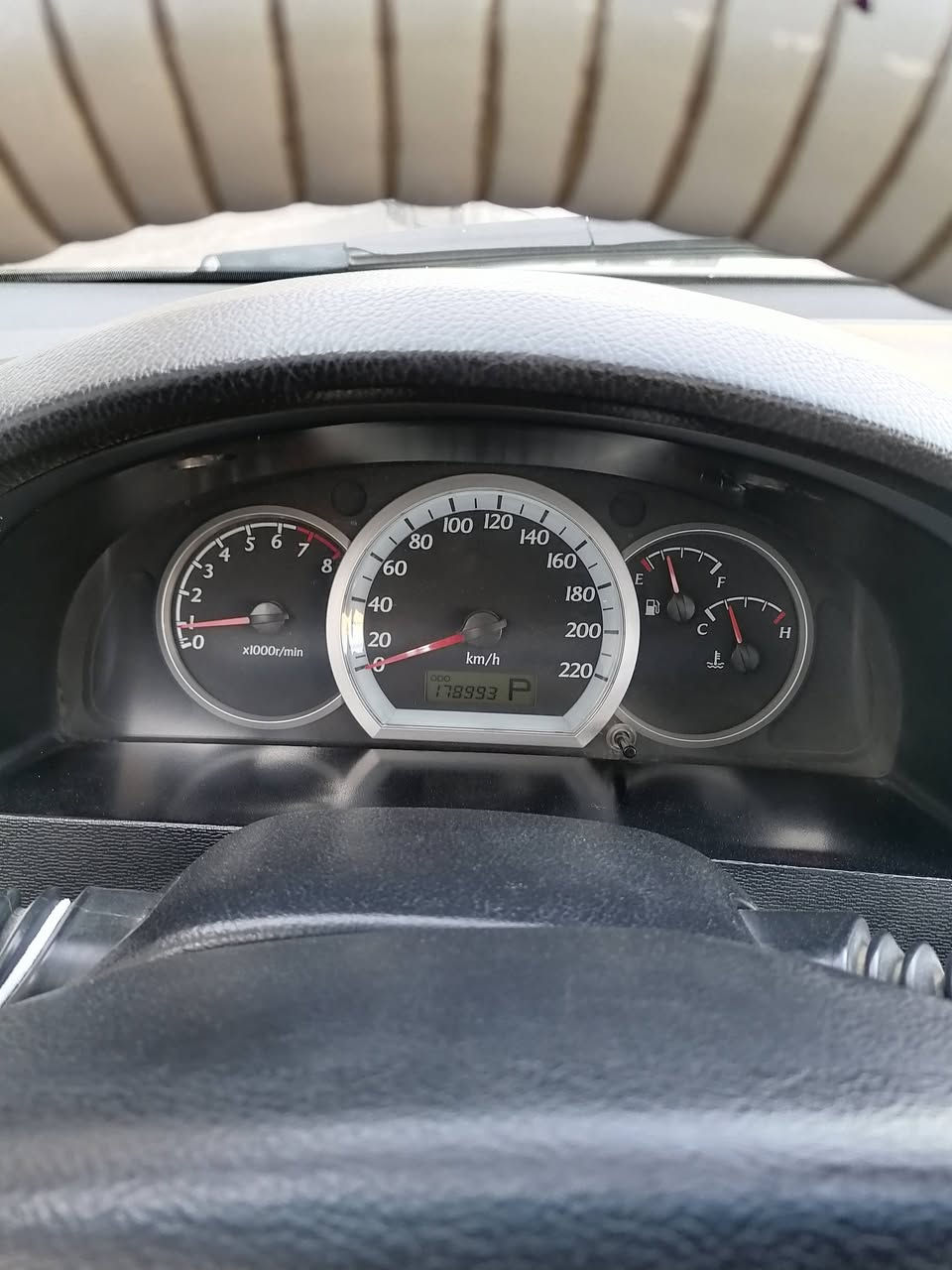 اوبترا موديل ٢٠١١ رقم مثنى مكفولة ما عدى المؤشر بالصور مكينه كير تبريد حدادية كفاله عامه مداور ثاني يوم السعر ٨٢ وبيها مجال للاتصال ***********
