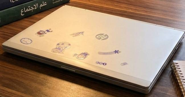 حاسبة HP EliteBook 8470p الغنية عن التعريف، هيكل ألمنيوم قوي يتحمل الصدمات والشغل الثقيل.
​✨ توب التوب لـ: الدراسة، البحوث، إدارة القنوات والبيجات، وتصفح الإنترنت والأفلام.
​النظافة: مثل ما واضحة بالصور، نظيفة جداً ومحافظ عليها.
​الميزات: كيبورد عربي/إنجليزي مريح بالكتابة، وبصمة إصبع، وشاشة مريحة للعين.
​الملحقات: الشاحن الأصلي وياها.

سعر 160


**إذا كنت صاحب هذا الإعلان وتريد حذفه لأي سبب، رجاءا أرسل رسالة إلى الدعم الفني**