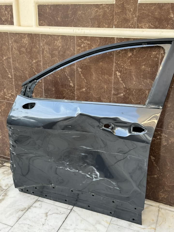 السلام عليكم
جاملغ و باب kia sportage 2024
قيم و أخذ باللي يرضي الطرفين
***********
