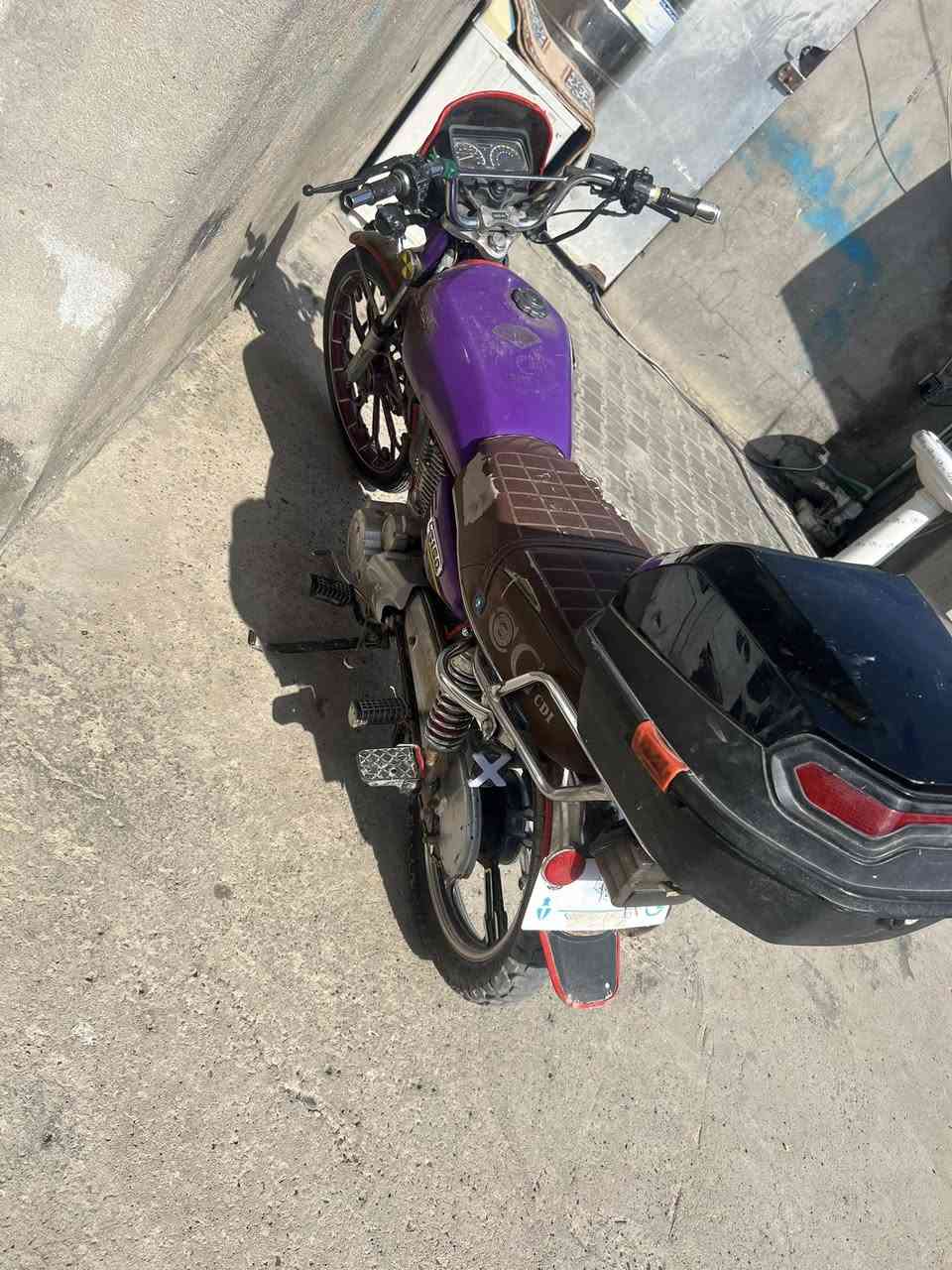 السلام عليكم دراجه للبيع 5كير موديل 23 مابيه اي نغص سعار خاص تواصل عل هاذه رقم ولي واتساب ***********
