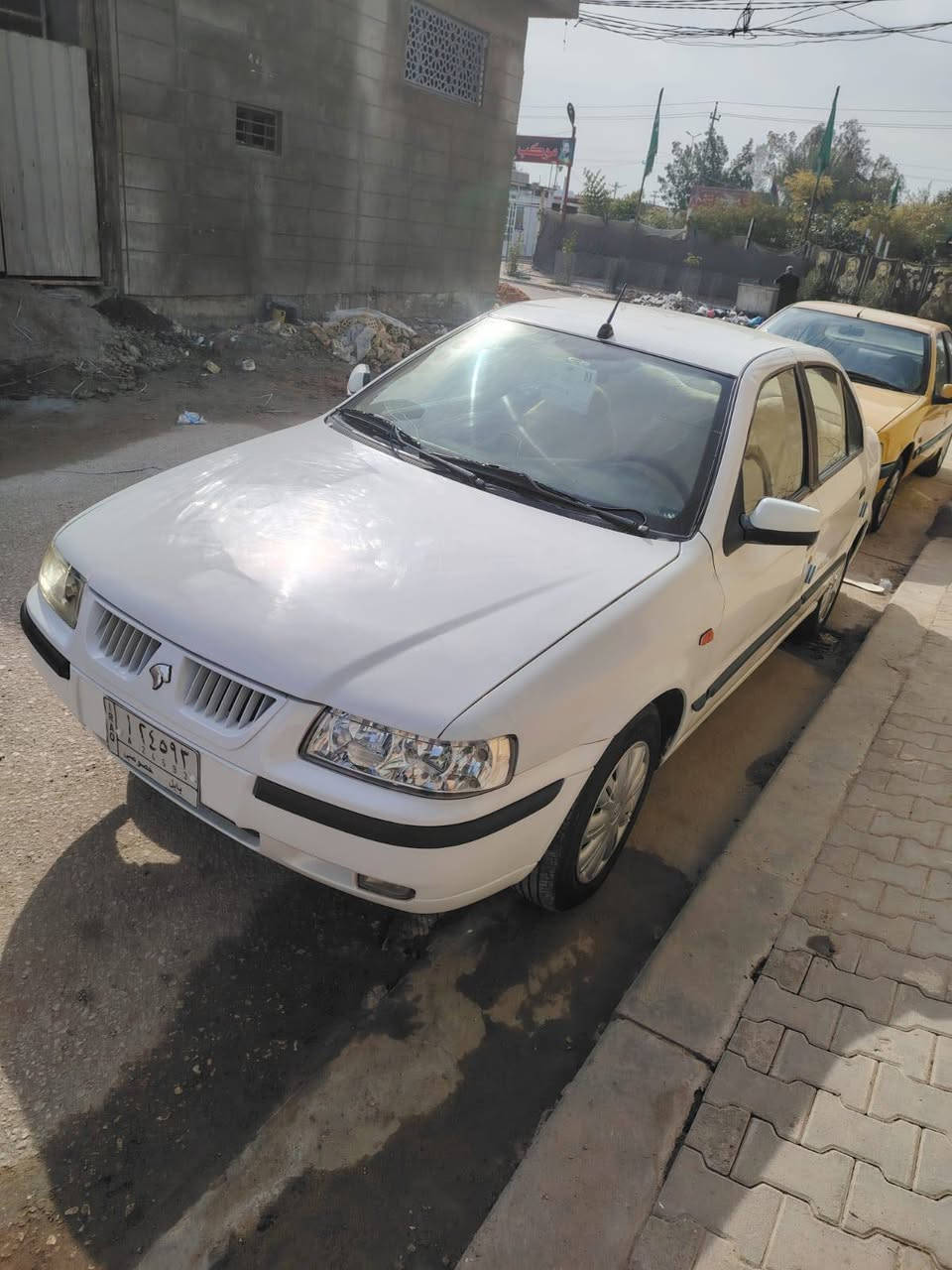 صمد للبيع موديل 2011 سياره حلوه احلى من الصوره سعر 40 وبيها مجال مكان نجف رقم بابل الرقم ***********
