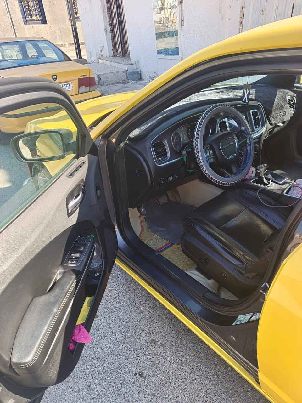 جارجر 2019اصل رقم بغداد جديد الدولي مابيه كل قطعة فتح ماعده الصندوك مطبع سياره خزن كشن حضن جلد تدفى تبريد كامره دوره حساسات تشغيل عن بعدا للبيع للاستفسار الاتصال او واتساب ***********
