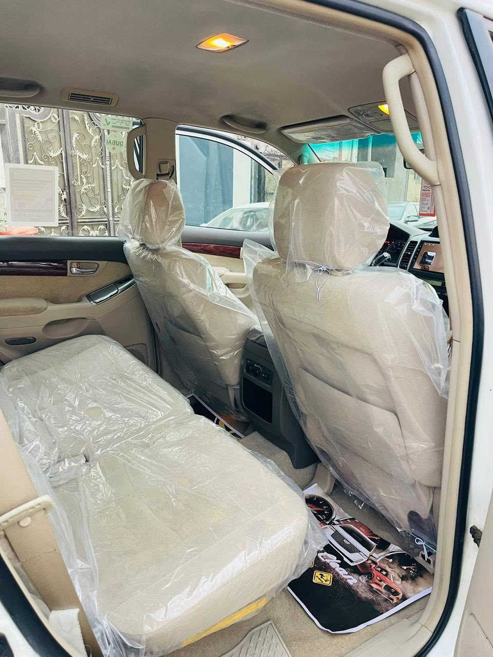 السلام عليكم
للبيع برادو فول مواصفات 
مكينه 6 سلندر 
كير مكينه اكسل حداديه كله جديد 
رقم بصره تحويل مباشر 
تخم تاير سياره جاهز للأخير بيه صبغ 
اثر مكان خطه سياره كفاله من اي ضربه
السعر 128ورقه
شرط للاستفسار ***********
