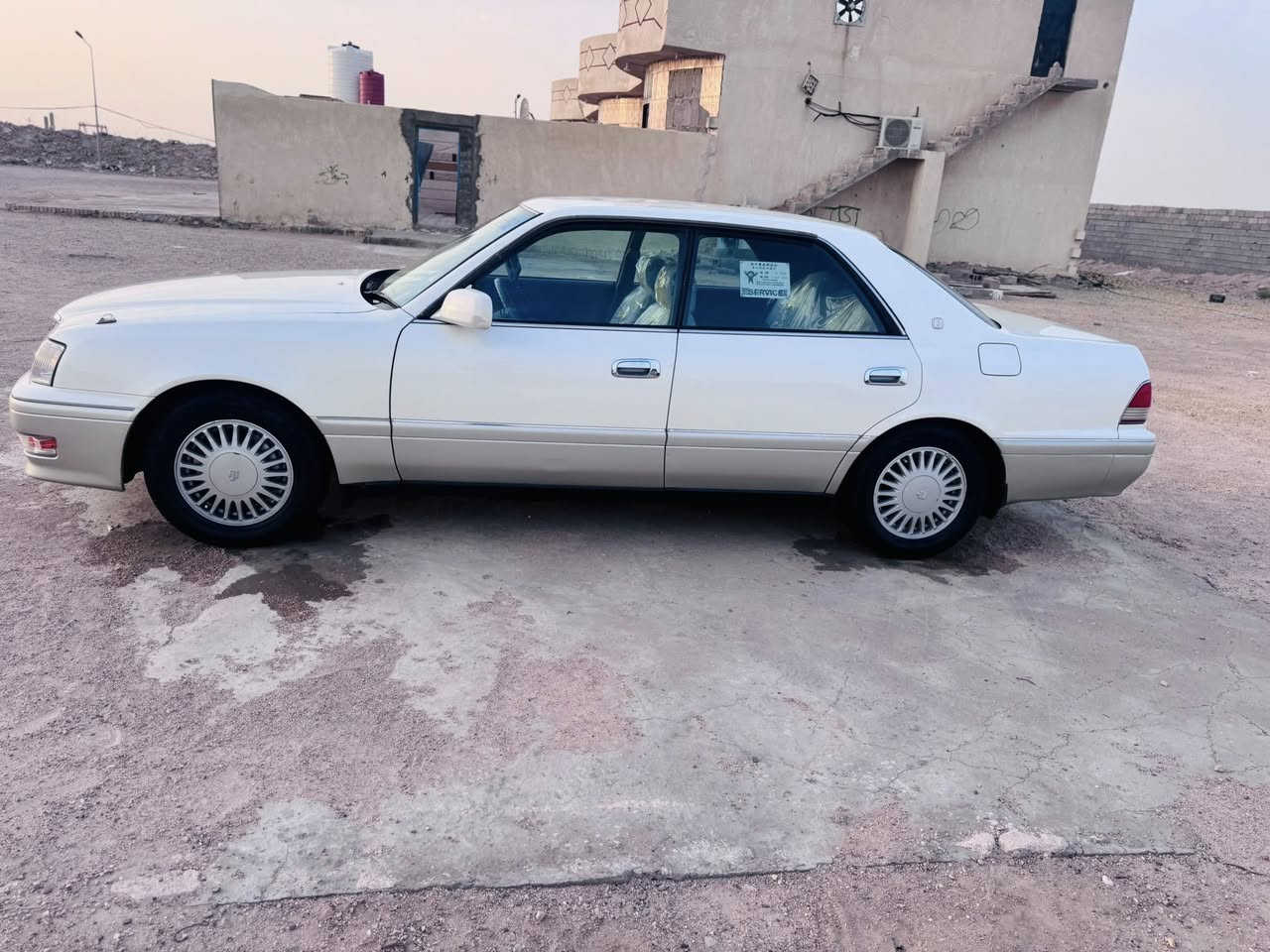 سلام عليكم راس ثور موديل 1997 مكفوله  من الكص ونغل جثه والضربه صبغ مكانات قليله مكينه وكير فيفيتي فيشه وحده تخم تاير حداده ١٠٠٪؜ تبريد ثلج كهربائيات كله شغاله رقم بصره تحويل ثاني يوم سنويه 2029 عنوان بصره البترو السعر 110 ستفسار ***********
