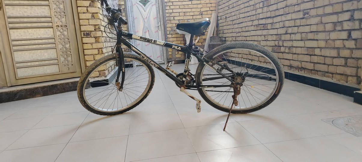 بايسكل للبيع السعر 85 وبي مجال الاتصال على الارقام  ***********
