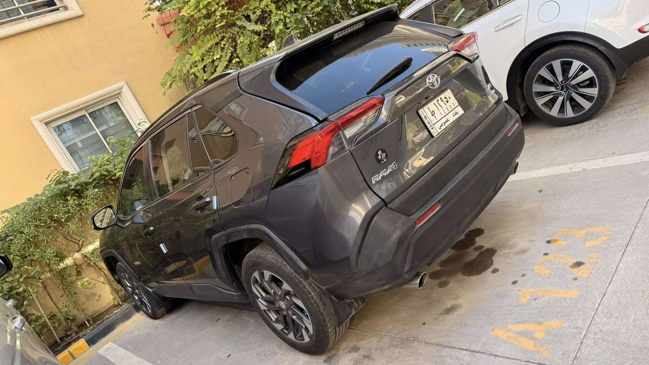 السلام عليكم ،
تويوتا راف٤
٢٠١٩
XLE

ماشية ٣٨ الف
حادثها الباب الي خلف السائق
رقم بغداد

السعر : 19,500 $

***********
***********
