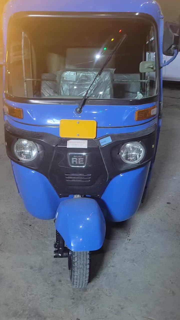 سلام عليكم التفاصيل بلفيديو سعر قفل قفل 9800مكان بغداد كماليه مقابيلها ***********
