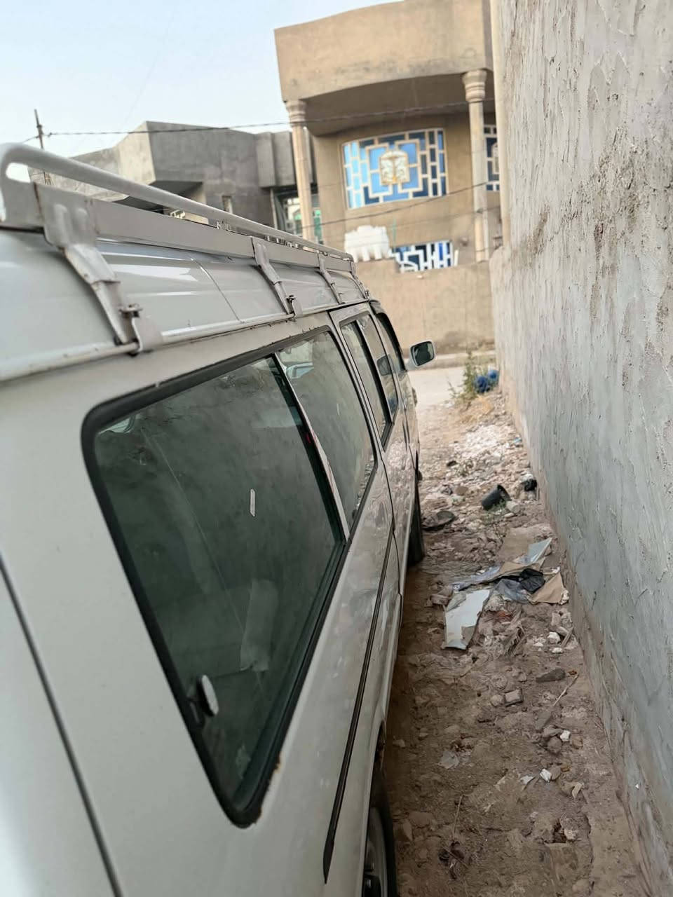 السلام عليكم جنبي مديل 14
كير مكينه كهربيات جاهزه جديده ومال جناي 
كفاله من الضربه بيها بل خشم صبغات سياره تجي وتفحص 
يله تاخذ السياره بسمي قبل شهرين داورتها ماتحتاج لاهزه  ولافحص بل مرور كبل مداور شرط الف مذب عليها كبل للشارع البيع لعدم الفراغه السعر 90 وبيها مجال حك الجيه 
العنوان نجف عباسيه ***********
