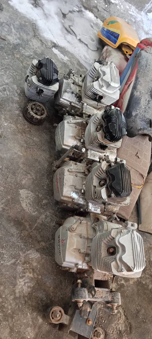 سلام عليكم
متوفر كل المواد ستوته ايراني مستعملة وجديد 

وباسعار مناسبه جلولاء قرية جميله والشد مجاني


**إذا كنت صاحب هذا الإعلان وتريد حذفه لأي سبب، رجاءا أرسل رسالة إلى الدعم الفني**