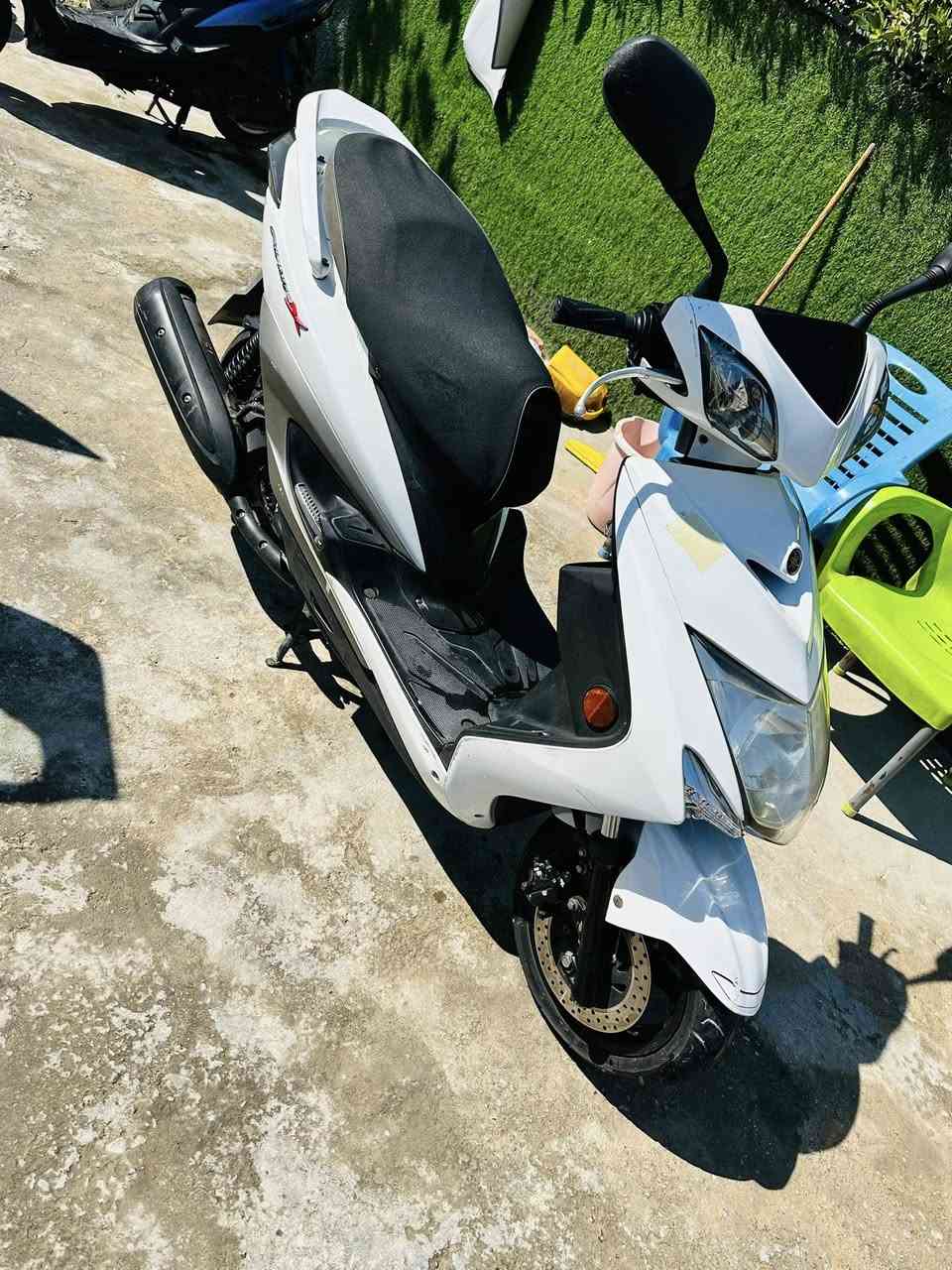 السلام عليكم دراجه فحل لد ياباني ستان كهرباء قبق نفخ رمبه جديده بلجيس مال صالها هواي من منزلها مابيها اي نقص نكره سلف السعر 11
مكاني شعله 
***********
