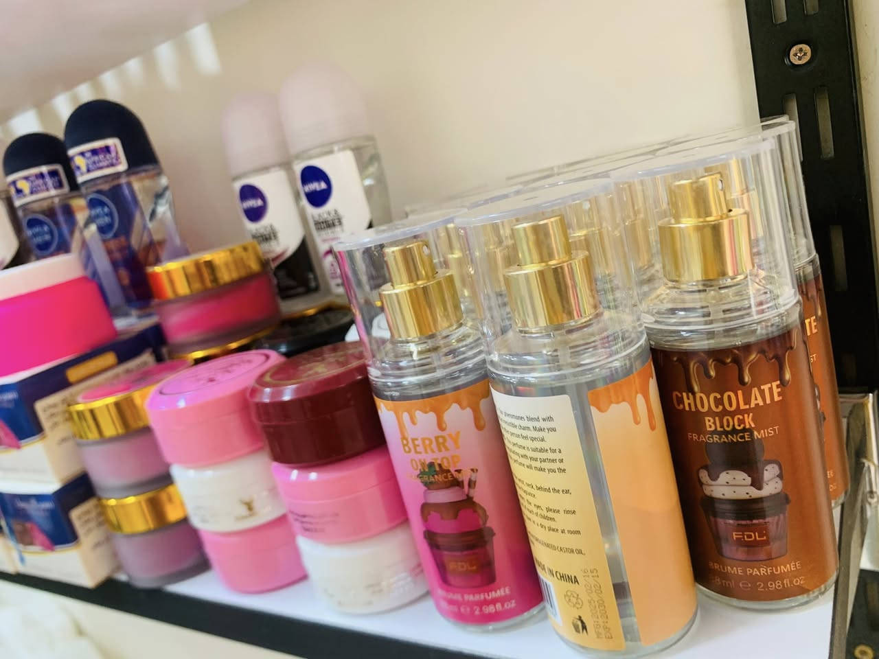 بمحل عالم العطور يتوفر جيمع انواع المسكات  +مخمريات+سبلاش جسم +سبلاش شعر + عطور ومعطرات اصليه 
 
ريحة نظافة فاخرة تدوم وياك طول اليوم

📍 المسيب – شارع المكاتب (مقابل صيدليه الاعتماد)


**إذا كنت صاحب هذا الإعلان وتريد حذفه لأي سبب، رجاءا أرسل رسالة إلى الدعم الفني**