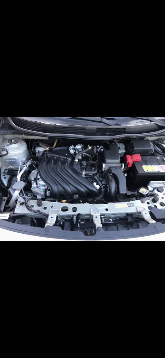 السلام عليكم
للبيع نيسان سني موديل موديل 24 رقم بغداد بسمي تحويل مباشر 
ماشيه 17 الف حقيقي 
السياره كفاله عامة 
كشنات وكاعيه جلد 
العنوان بغداد الصليخ 
اتصال 📞 ***********
