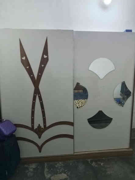 للبيع غرفه نوم تركي سعر ٢٥٠ وبي مجال ع خاص 
فلوجه شهداء 
*********** للإستفسار
