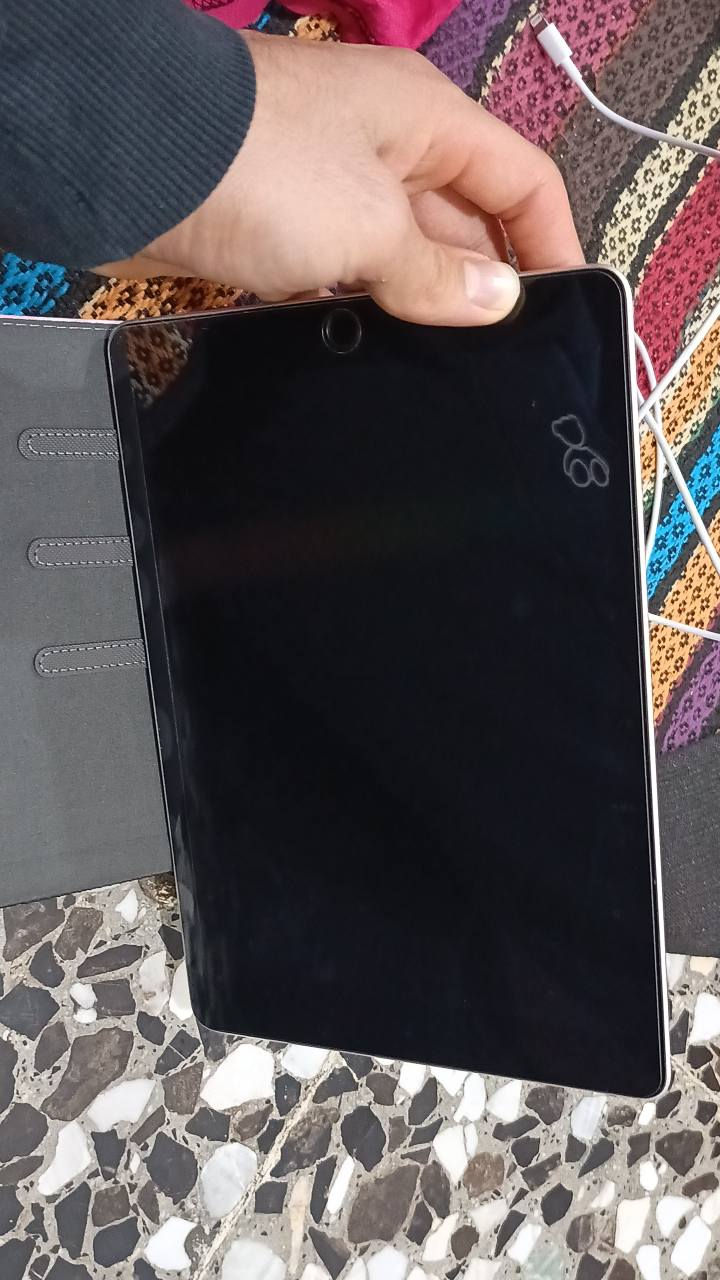 سلام عليكم ايبات ٩ لل بيع جهاز نضيف ممبدل بي شي ذاكره ٦٤ بغداد كريعات سعر ٢٢٥((***********))
