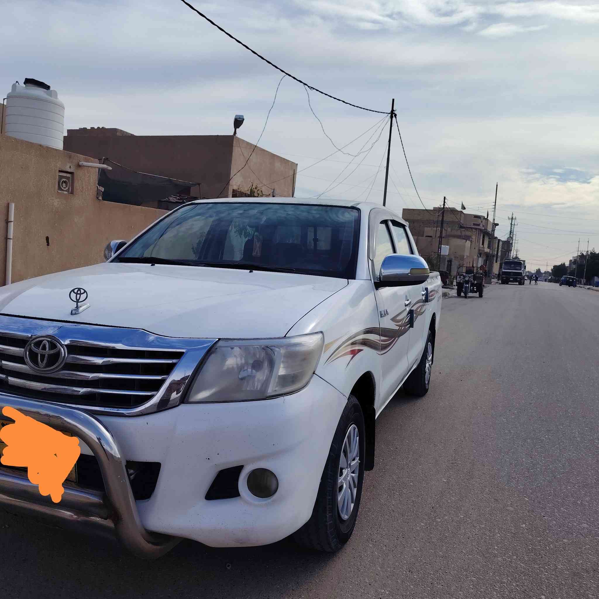 سلام عليكم سياره بيكم هايلوكس 15 سياره مكفولات من مكينه شاصي دخوال جديد بيه سنويه والوحات طبق الأصل وين ما يعجب دك حسابه سياره جديده ماشي الف 130 السعر 118 وبيه مجال *********** مكاني كربلاه
