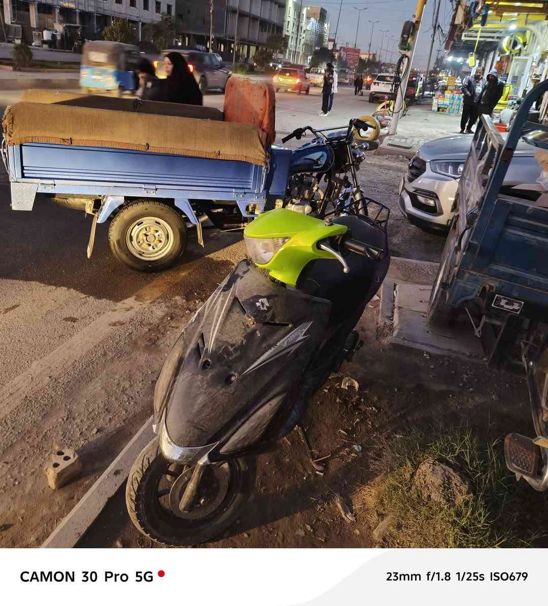 سلام عليكم دراجه للبيع كوم حديد العلم دراجه تشتغل رايده 75  مكان الحاوي  شراي بي خير ويدلل ***********
