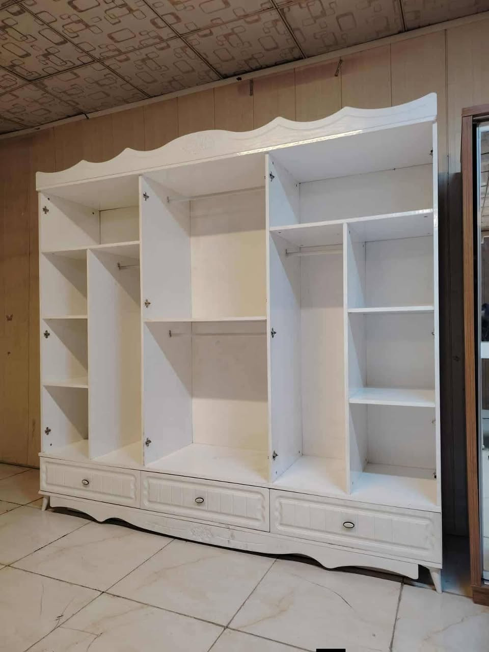 750قففل فول نضافه وماركه كانتري معه شد ونقل داخل بغداد مجانا للحجز واتس ***********
